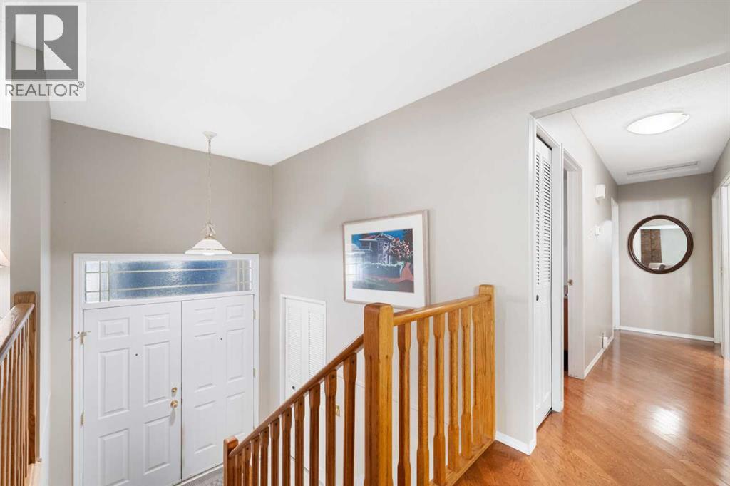 48 Thornwood Close Nw, Calgary, Alberta  T2K 5K3 - Photo 28 - A2262334