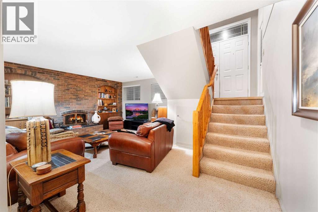 48 Thornwood Close Nw, Calgary, Alberta  T2K 5K3 - Photo 36 - A2262334