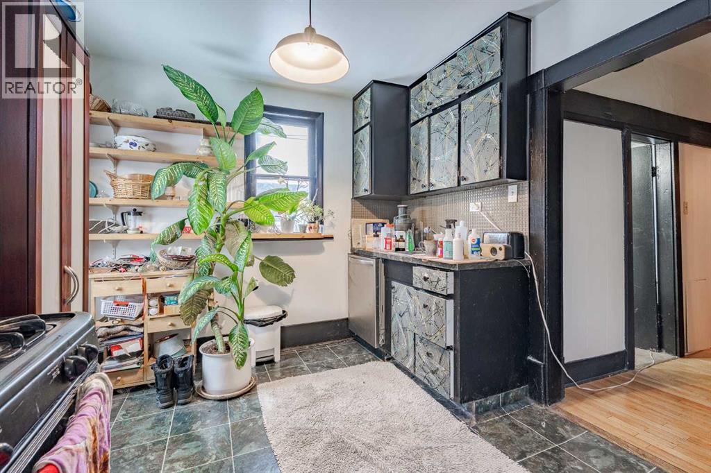 222 15 Street Nw, Calgary, Alberta  T2N 2A7 - Photo 9 - A2262885