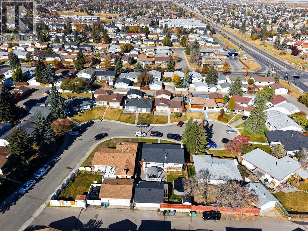 211 Pinetree Place Ne, Calgary, Alberta  T1Y 1M2 - Photo 41 - A2264712