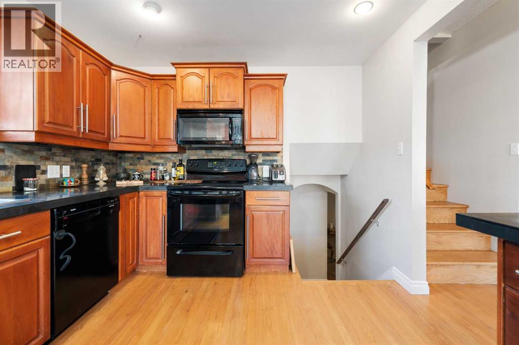 1043 32 Avenue Nw, Calgary, Alberta  T2K 0B3 - Photo 13 - A2267786