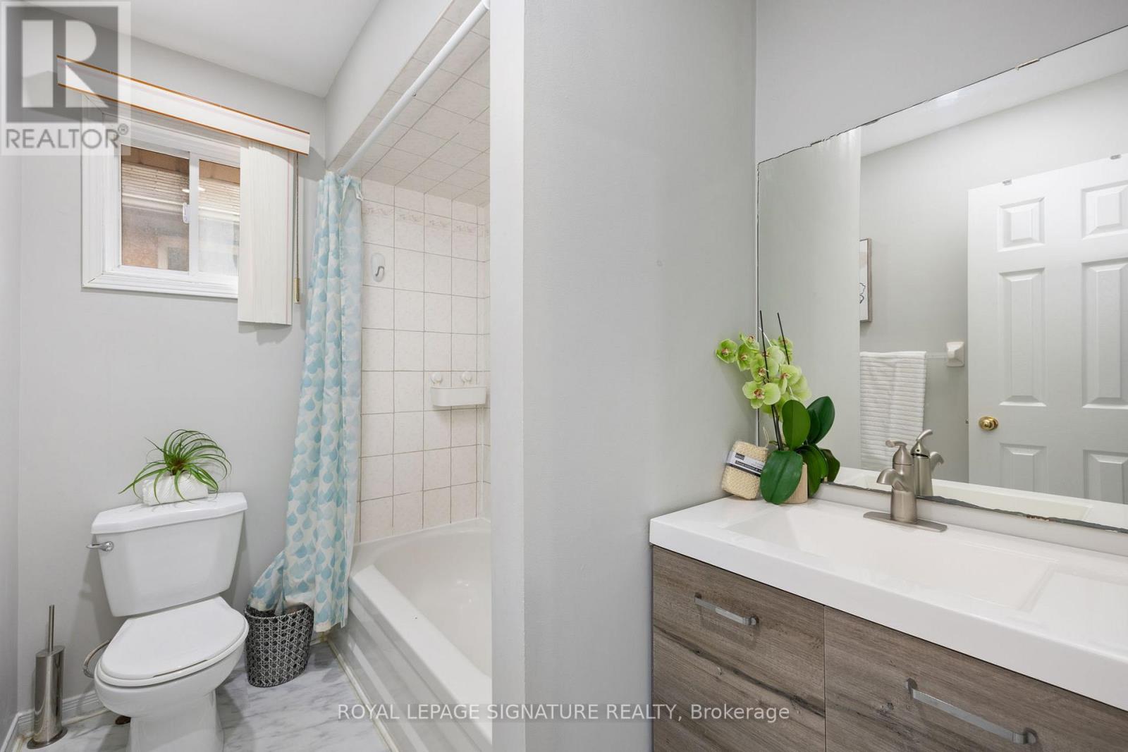 124 Laidlaw Drive, Barrie, Ontario  L4N 7R9 - Photo 18 - S12519592