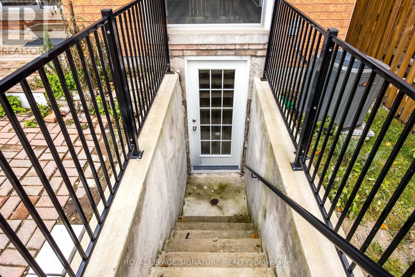 124 Laidlaw Drive, Barrie, Ontario  L4N 7R9 - Photo 39 - S12519592