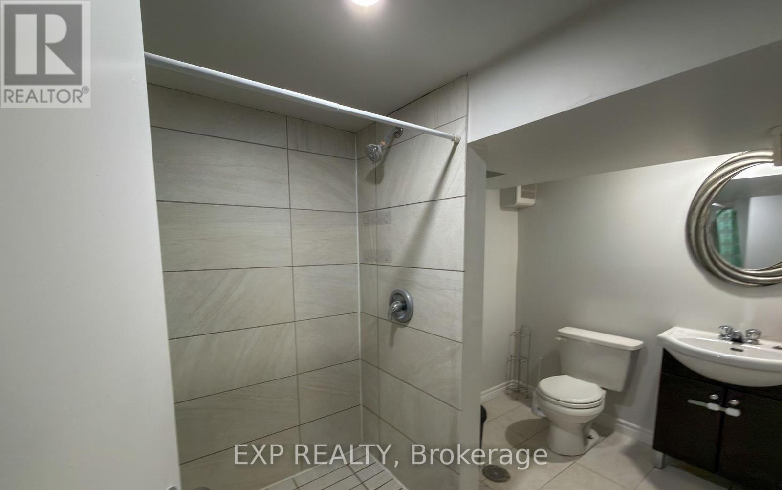 642 Base Line Road E, London South, Ontario  N6C 2R4 - Photo 22 - X12518570