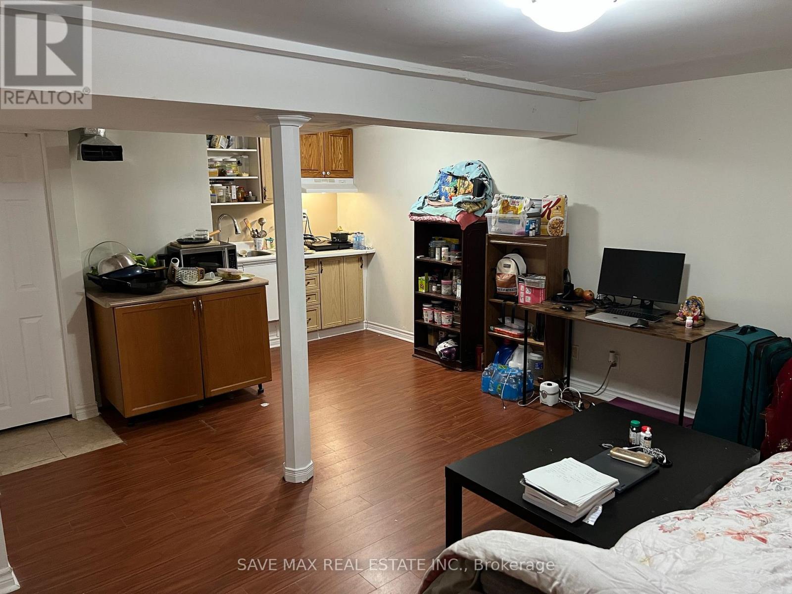 33 Piane Avenue, Brampton, Ontario  L6Y 4X8 - Photo 13 - W12519536