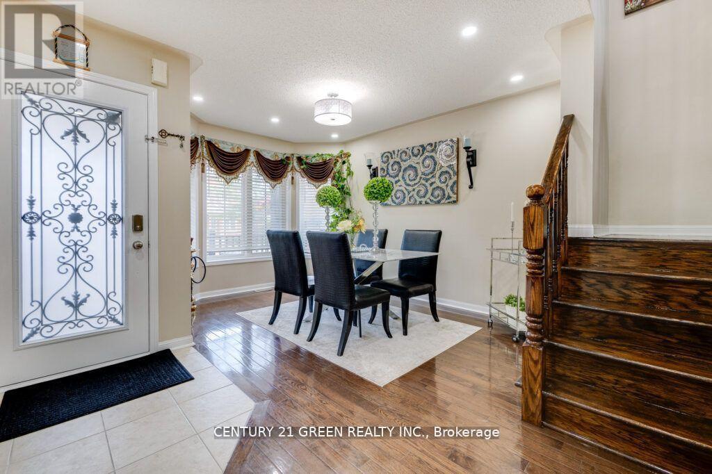 1107 Barr Crescent, Milton, Ontario  L9T 6Y3 - Photo 10 - W12519598