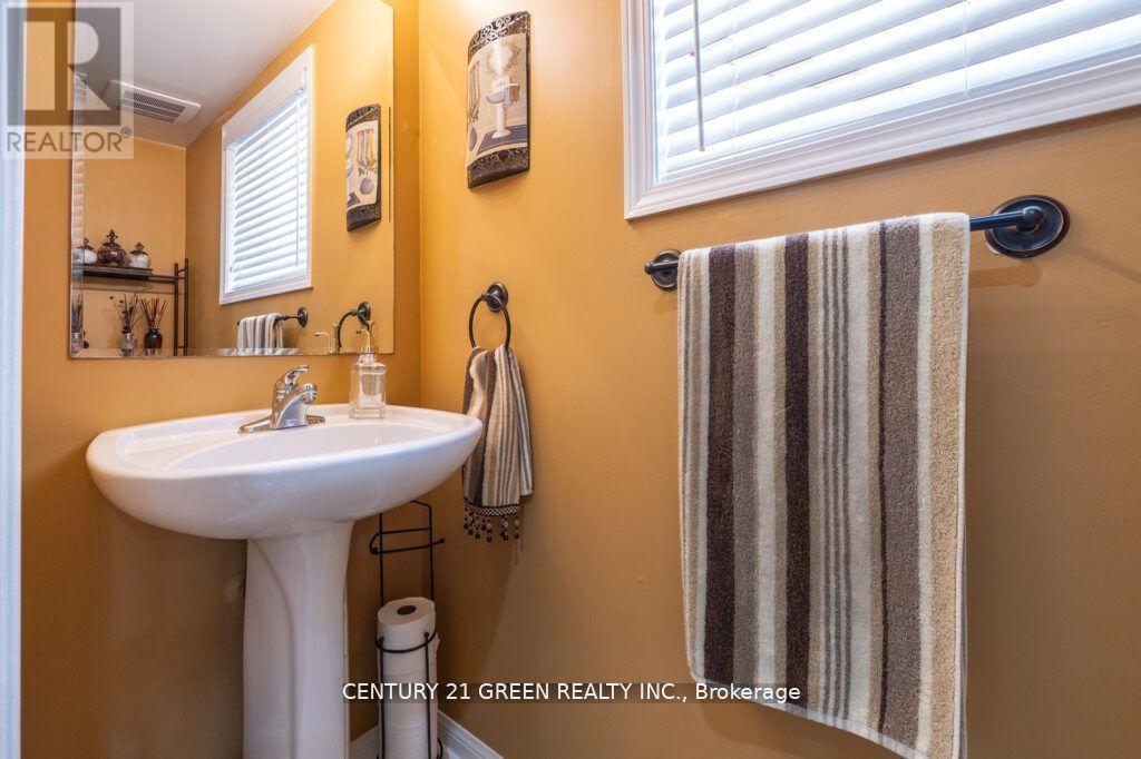 1107 Barr Crescent, Milton, Ontario  L9T 6Y3 - Photo 14 - W12519598