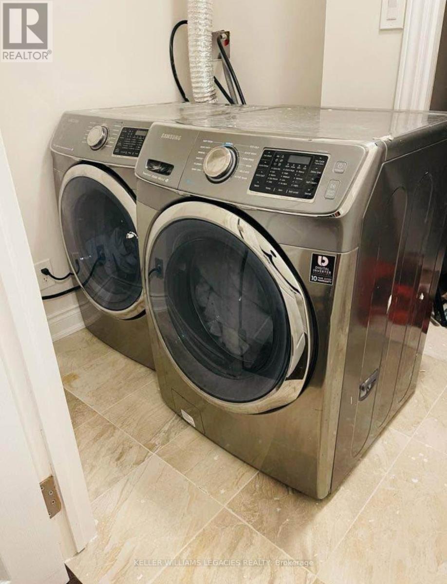 602 Remembrance Road, Brampton, Ontario  L7A 0C7 - Photo 7 - W12519612