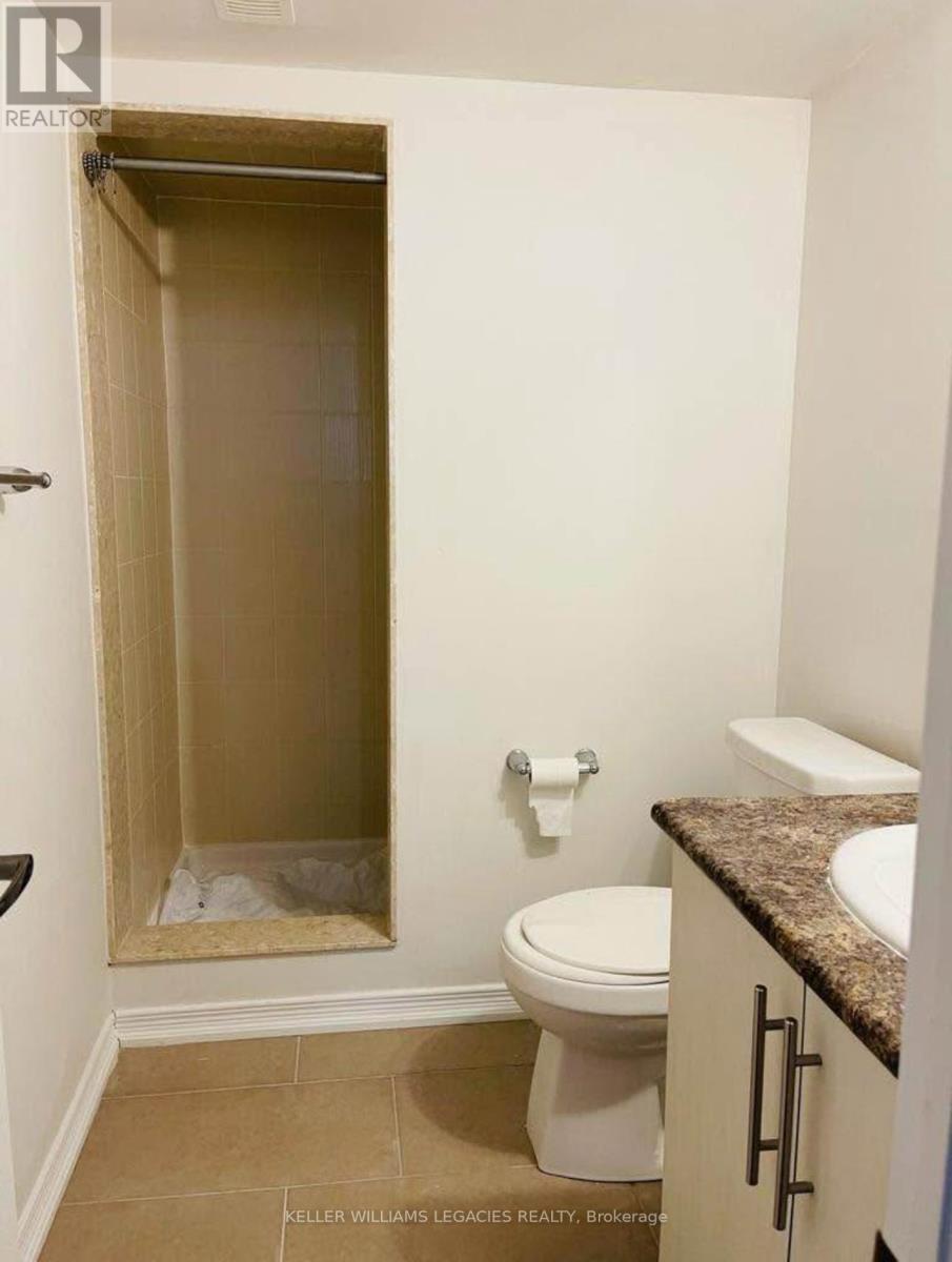 602 Remembrance Road, Brampton, Ontario  L7A 0C7 - Photo 9 - W12519612