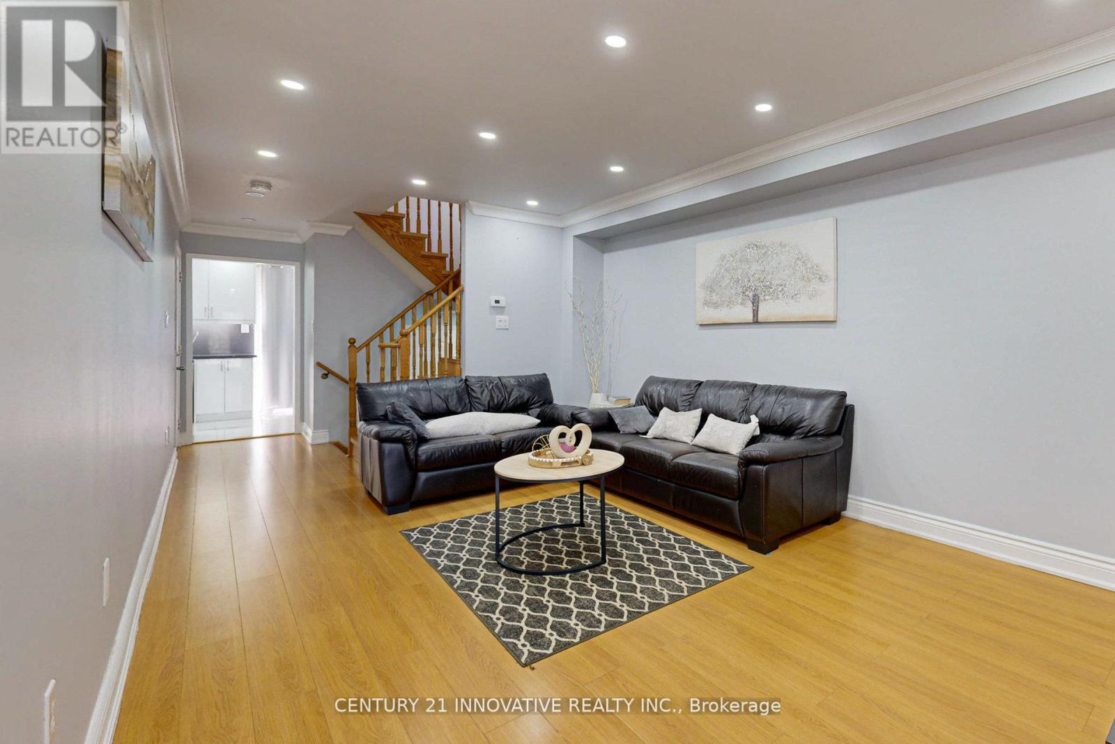 31 Stable Gate, Brampton, Ontario  L7A 1V7 - Photo 6 - W12519632