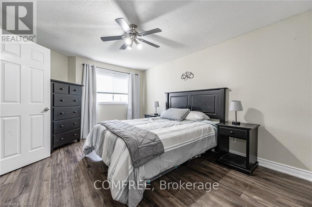 26 - 60 Elmsdale Drive, Kitchener, Ontario  N2E 2G4 - Photo 26 - X12519654