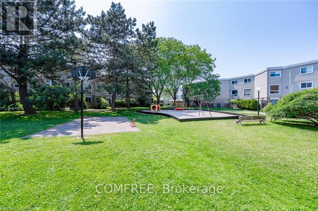 26 - 60 Elmsdale Drive, Kitchener, Ontario  N2E 2G4 - Photo 39 - X12519654