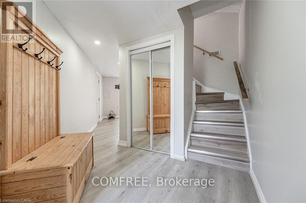 26 - 60 Elmsdale Drive, Kitchener, Ontario  N2E 2G4 - Photo 4 - X12519654