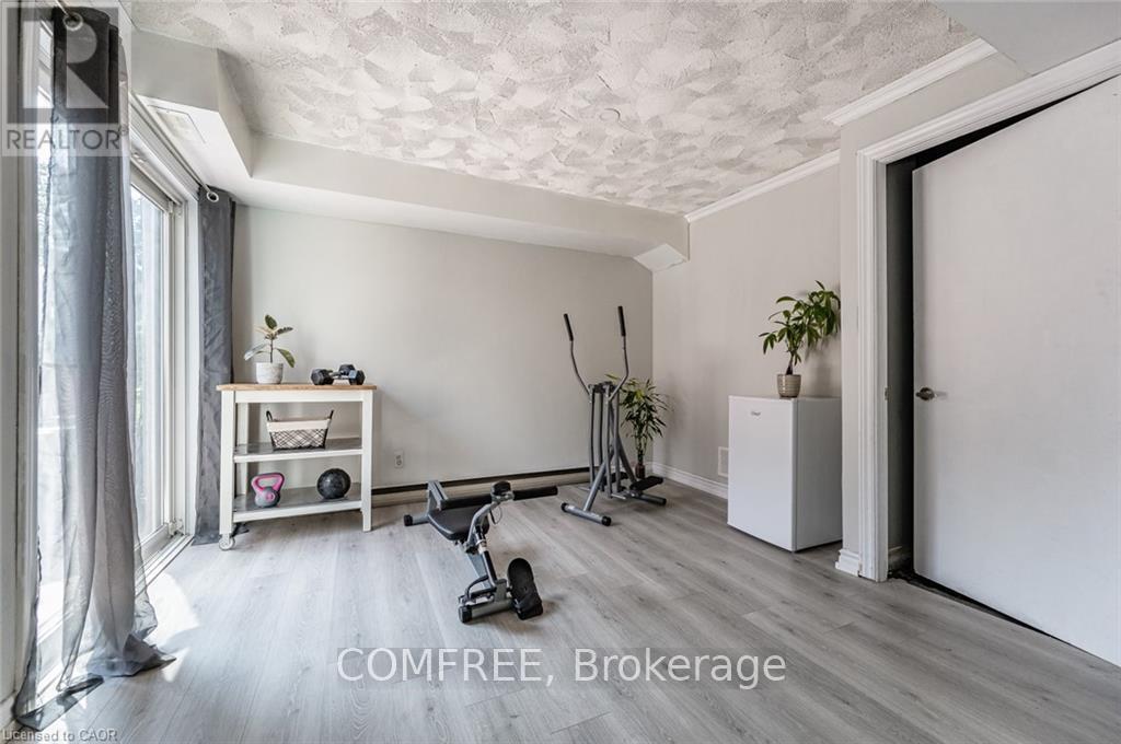 26 - 60 Elmsdale Drive, Kitchener, Ontario  N2E 2G4 - Photo 6 - X12519654