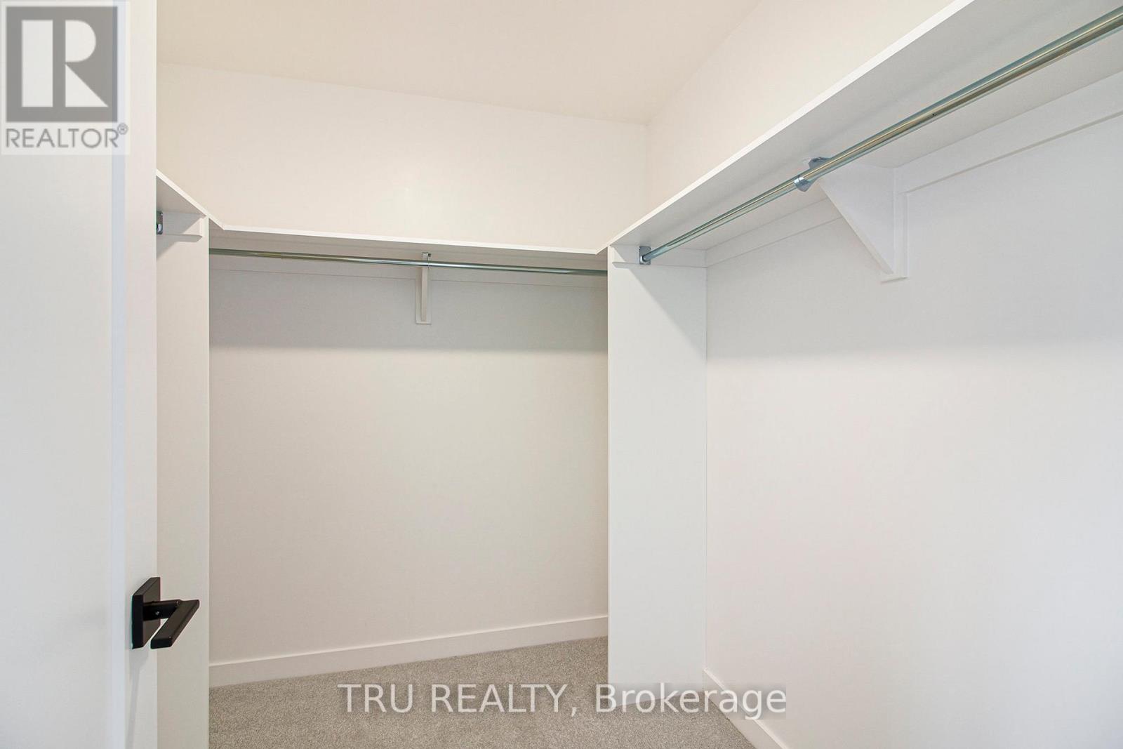 947 Cologne Street, Russell, Ontario  K0A 1W0 - Photo 19 - X12519698