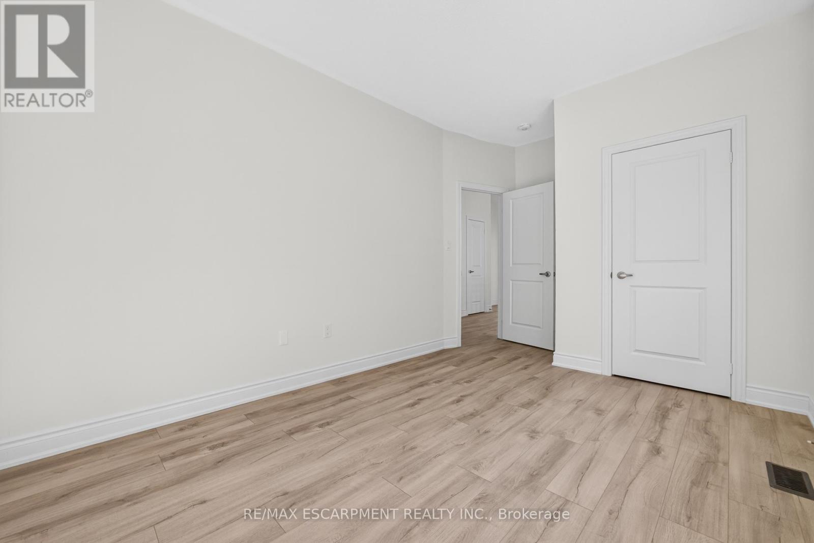 47 Bloomfield Crescent, Cambridge, Ontario  N1T 0G2 - Photo 32 - X12519586