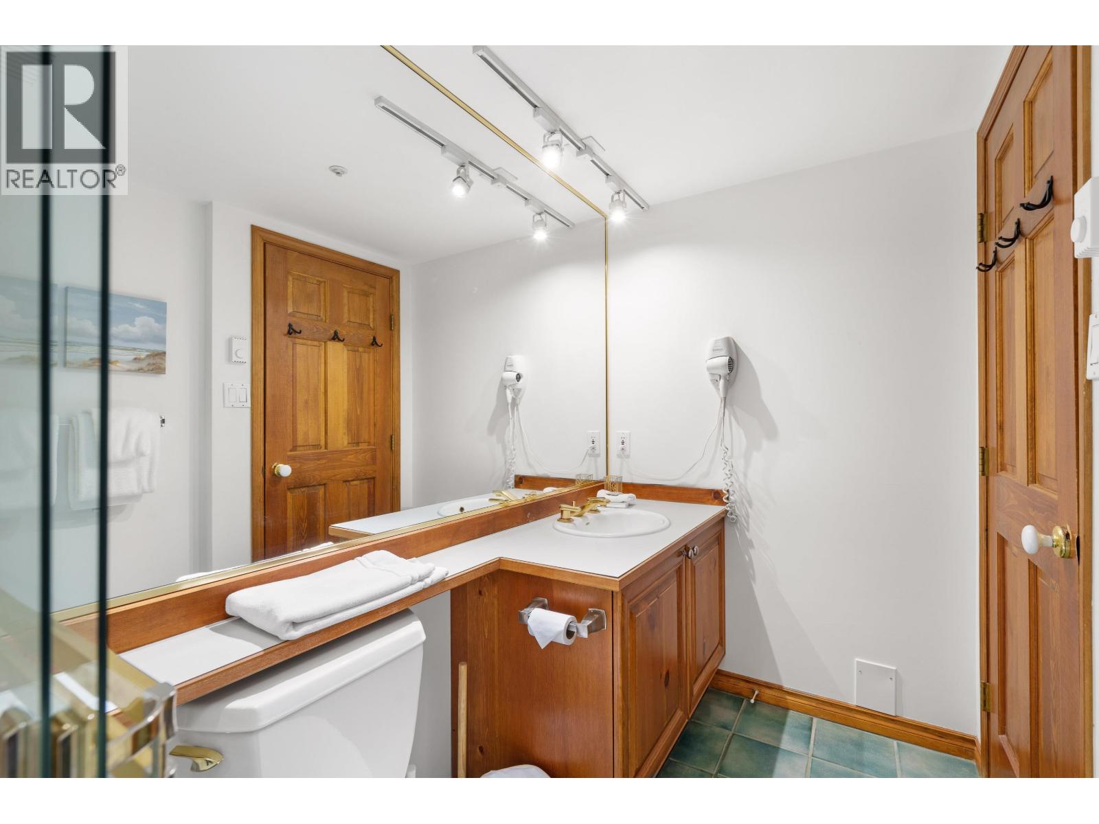 4 4644 Blackcomb Way, Whistler, British Columbia  V8E 0H2 - Photo 22 - R3065557