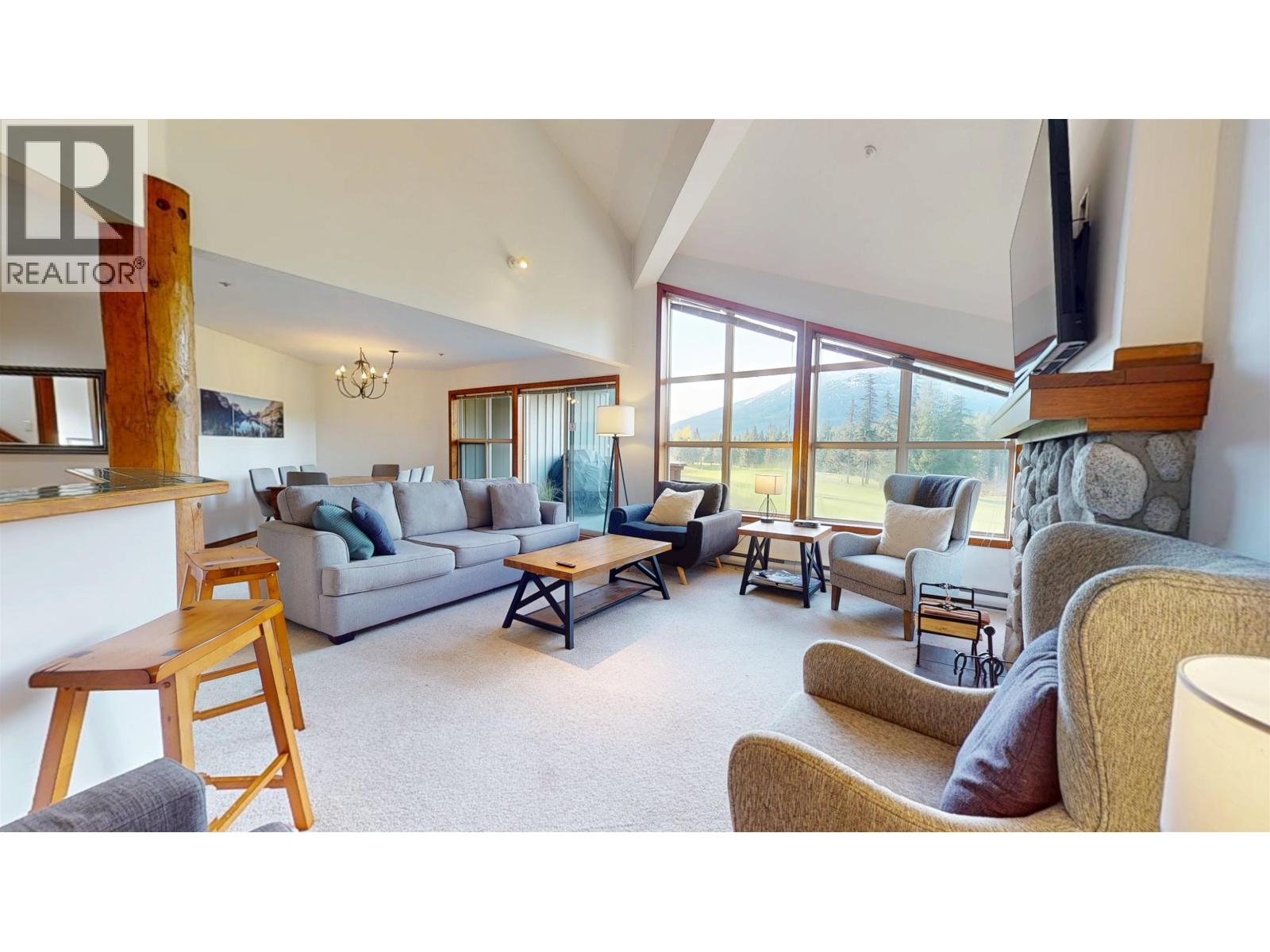 4 4644 Blackcomb Way, Whistler, British Columbia  V8E 0H2 - Photo 5 - R3065557