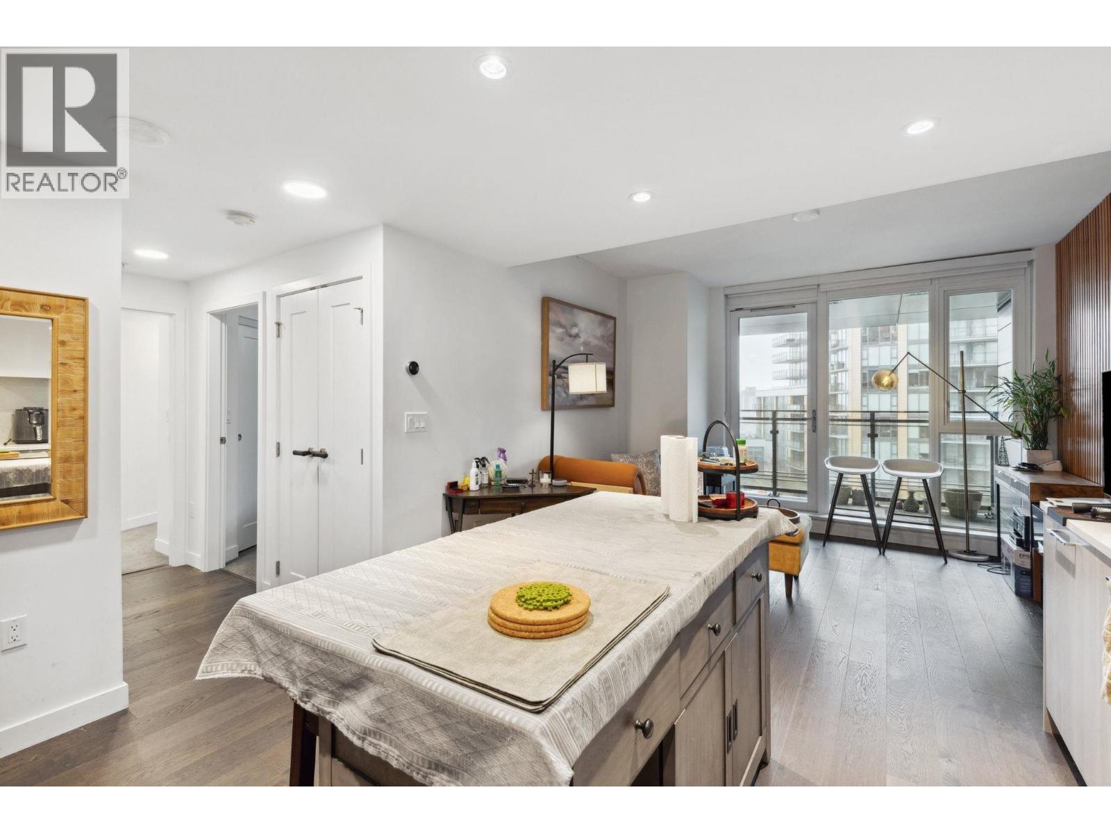 911 8199 Capstan Way, Richmond, British Columbia  V6X 0V1 - Photo 16 - R3065561