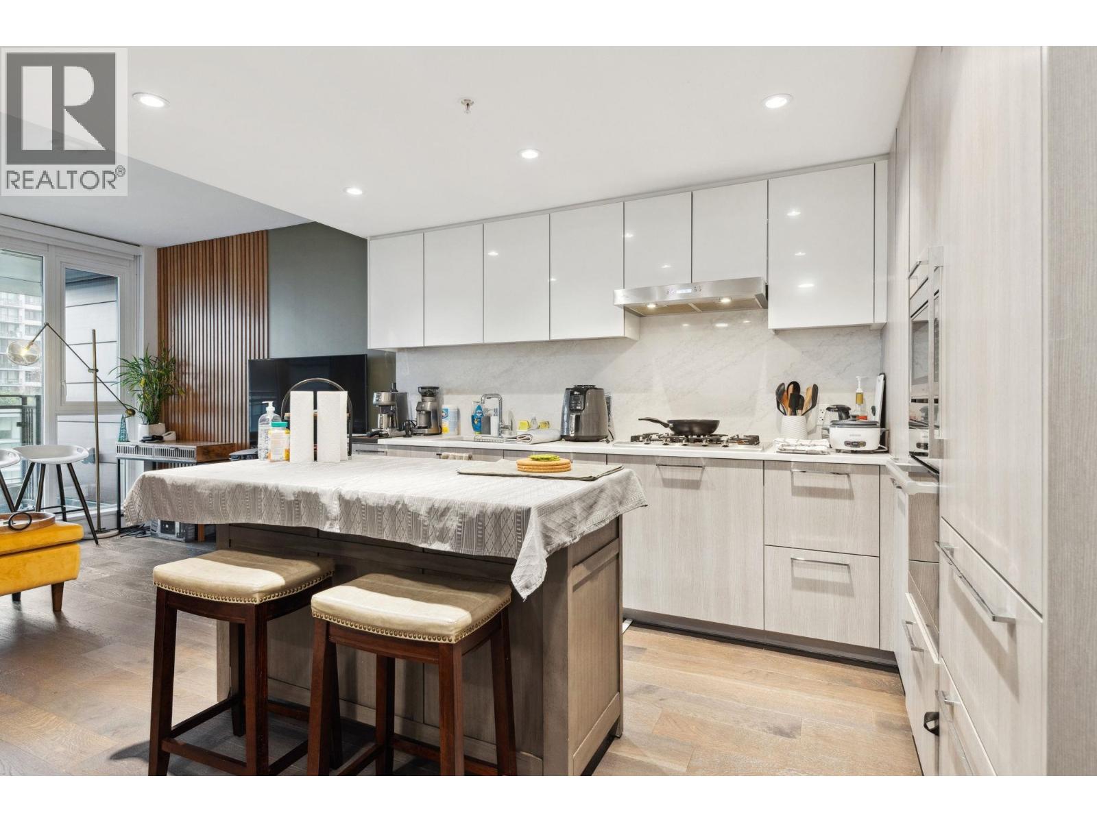 911 8199 Capstan Way, Richmond, British Columbia  V6X 0V1 - Photo 8 - R3065561