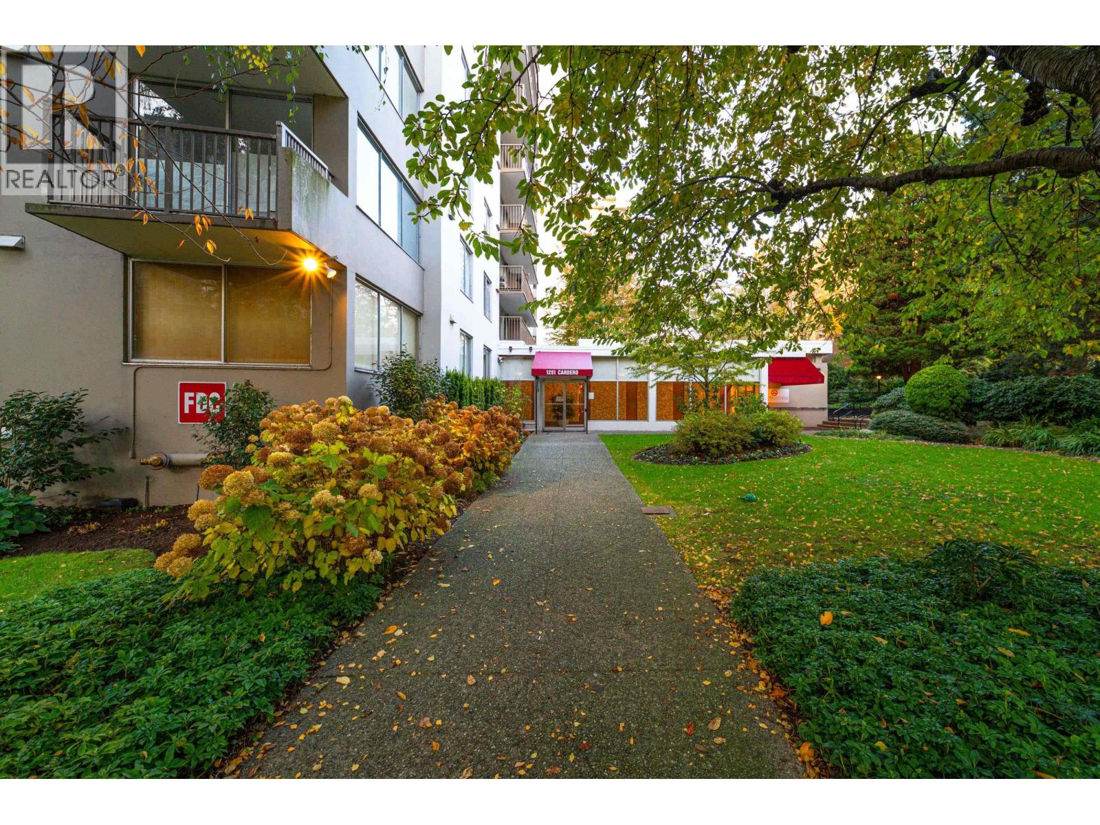 2004 1251 Cardero Street, Vancouver, British Columbia  V6G 2H9 - Photo 35 - R3065564