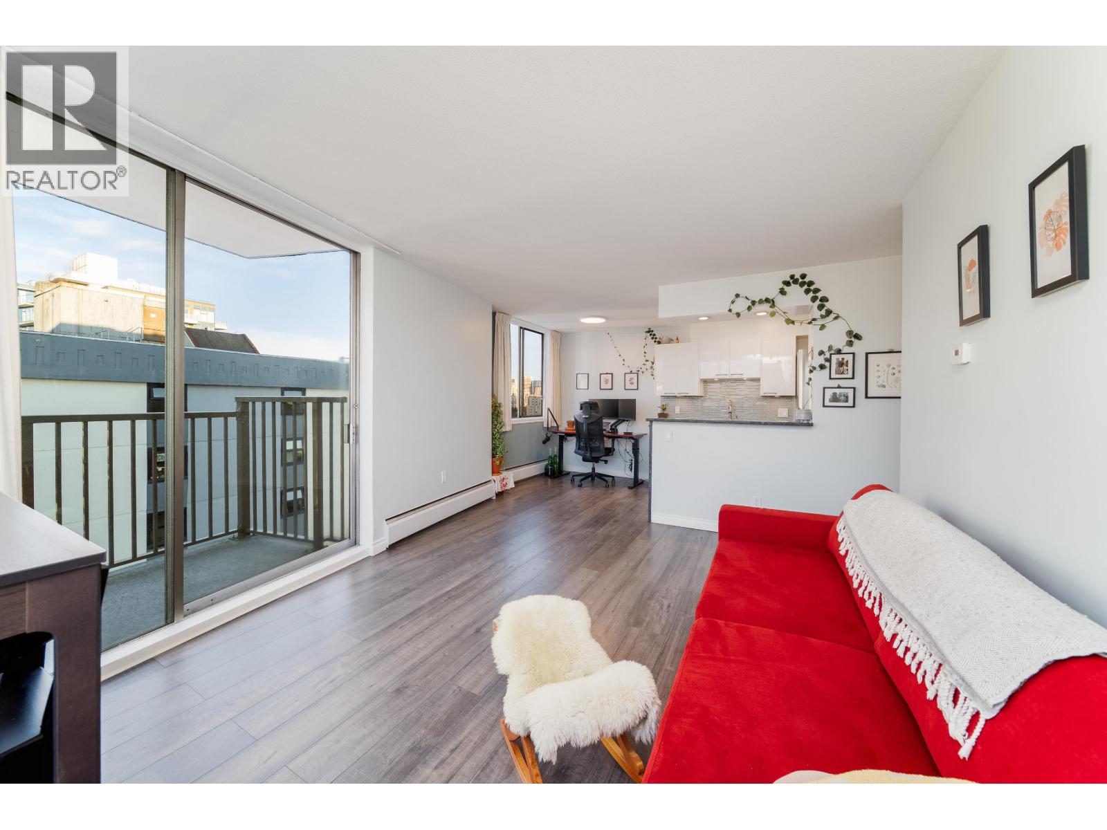 2004 1251 Cardero Street, Vancouver, British Columbia  V6G 2H9 - Photo 9 - R3065564