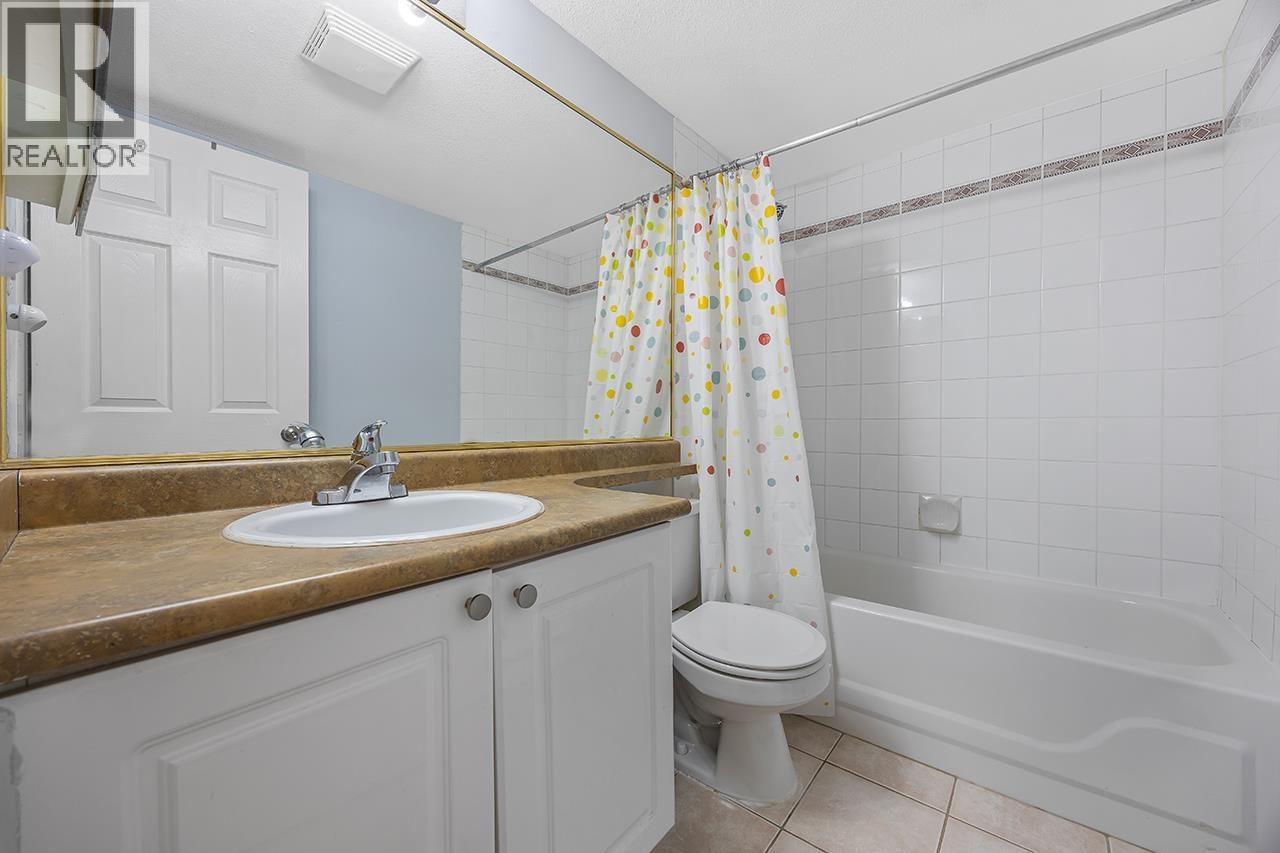 211 868 Kingsway, Vancouver, British Columbia  V5V 3C3 - Photo 15 - R3065581