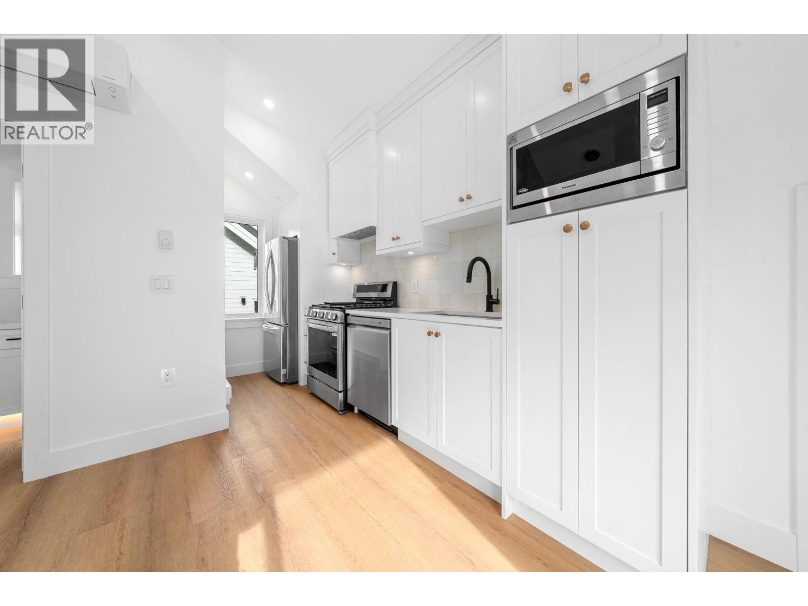 2526 Mcgill Street, Vancouver, British Columbia V5K 1H1 - Photo 11 - R3065570