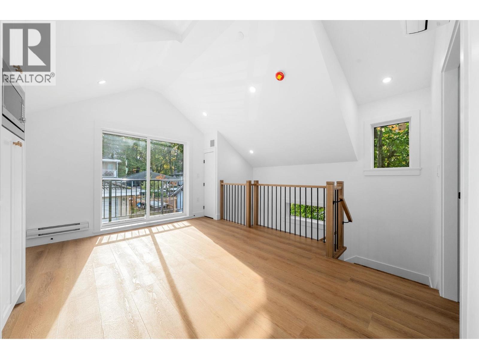 2526 Mcgill Street, Vancouver, British Columbia V5K 1H1 - Photo 6 - R3065570