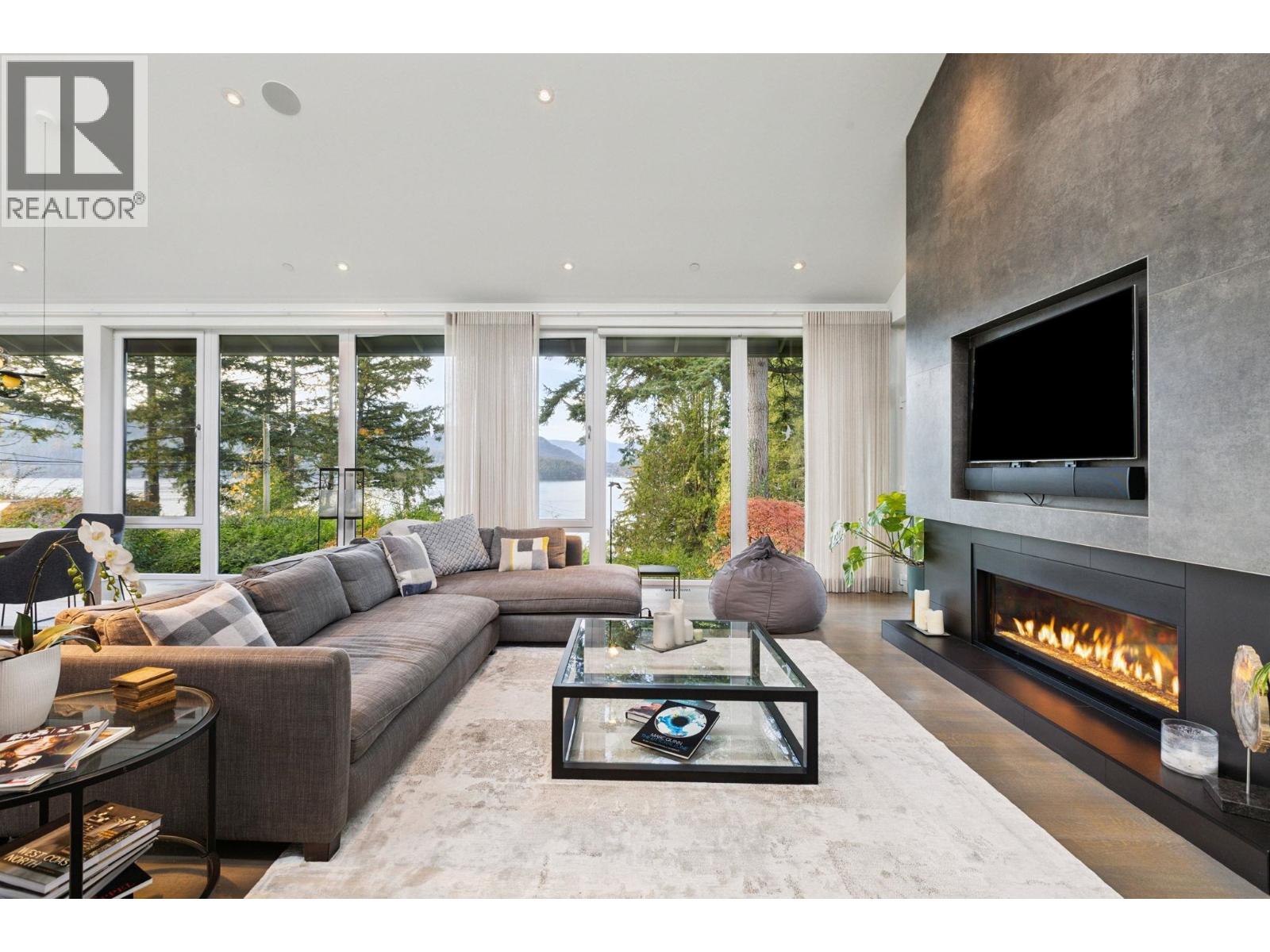 6237 St.georges Crescent, West Vancouver, British Columbia  V7W 1Z3 - Photo 3 - R3065590