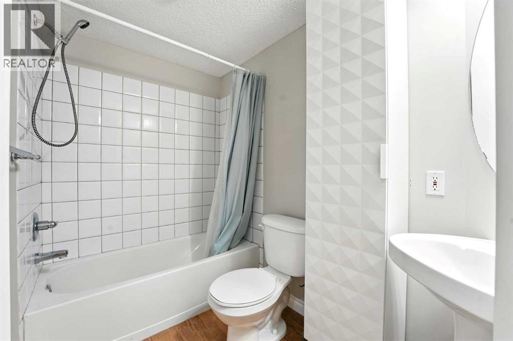 105, 345 Rocky Vista Park Nw, Calgary, Alberta  T3G 5K6 - Photo 15 - A2254175