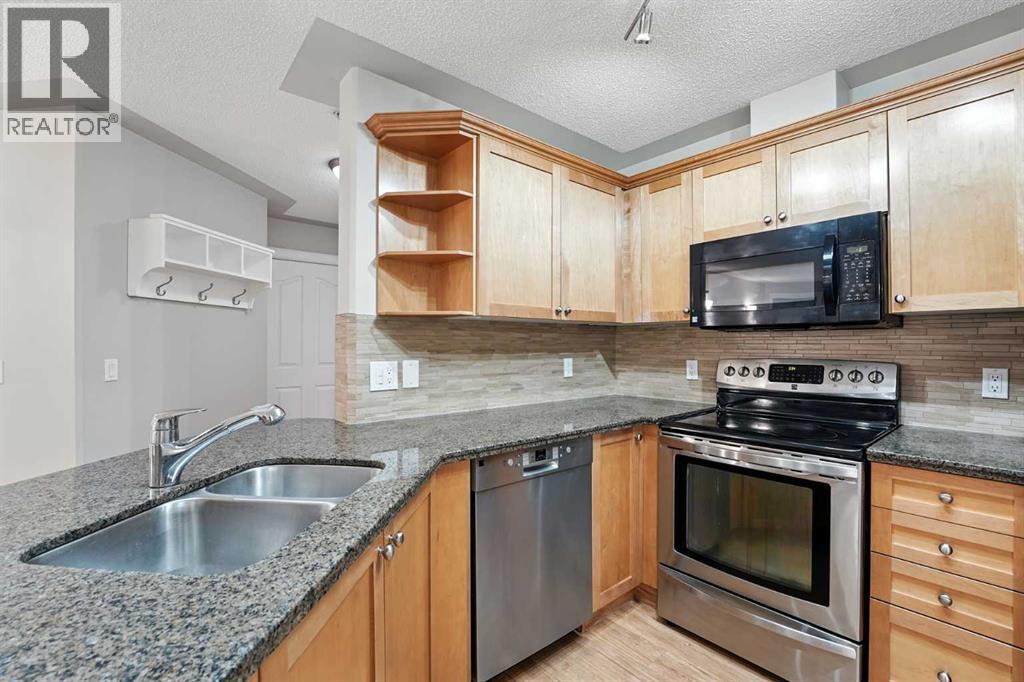 105, 345 Rocky Vista Park Nw, Calgary, Alberta  T3G 5K6 - Photo 10 - A2254175