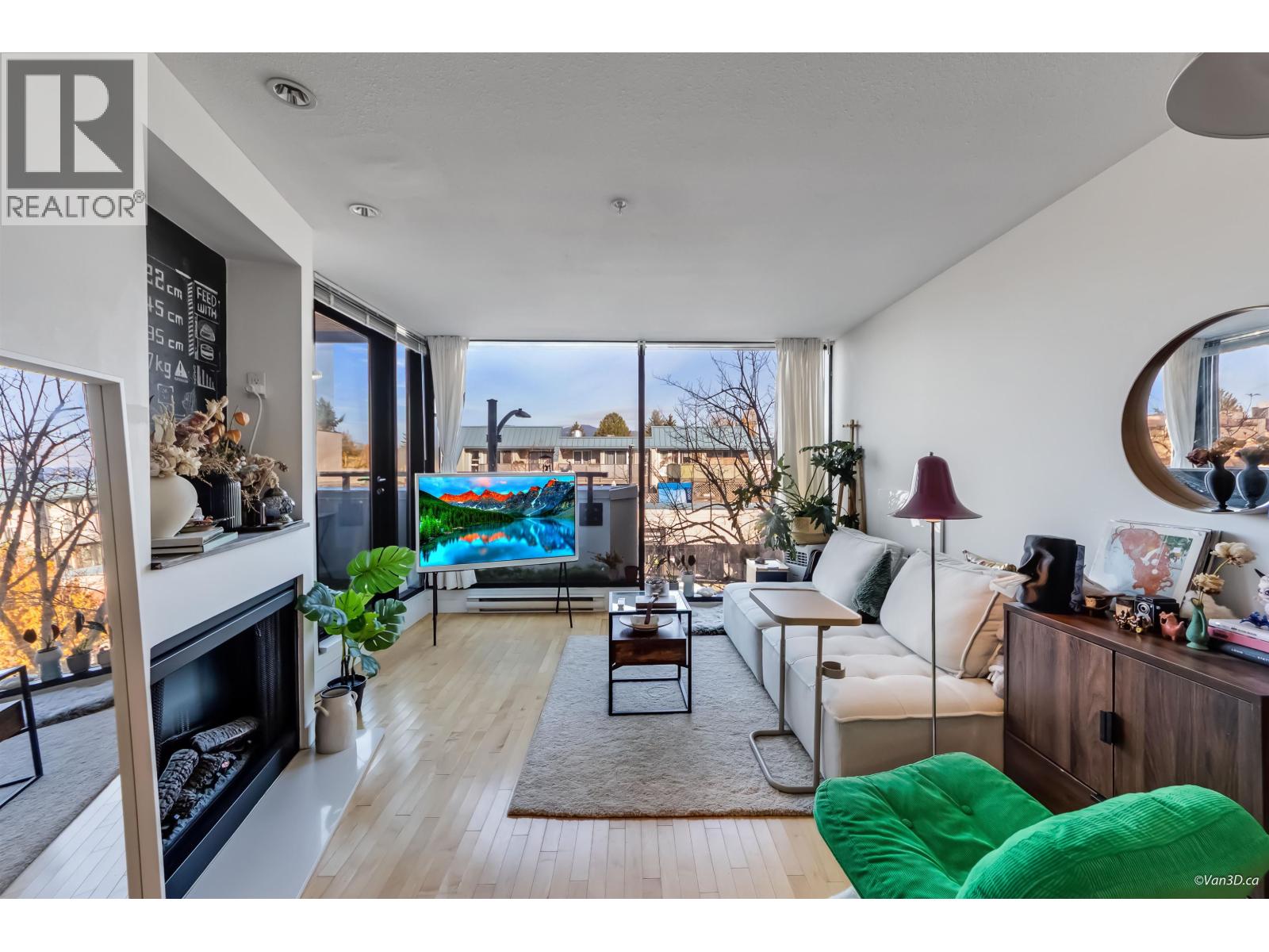 304 2525 Blenheim Street, Vancouver, British Columbia  V6K 4W6 - Photo 2 - R3064546