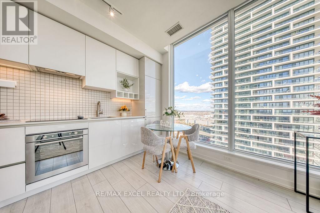 2803 - 898 Portage Parkway, Vaughan, Ontario L4K 0J6 - Photo 25 - N12519570