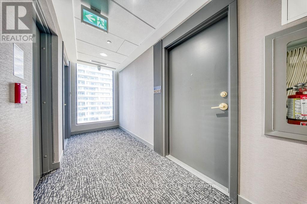 2803 - 898 Portage Parkway, Vaughan, Ontario L4K 0J6 - Photo 6 - N12519570