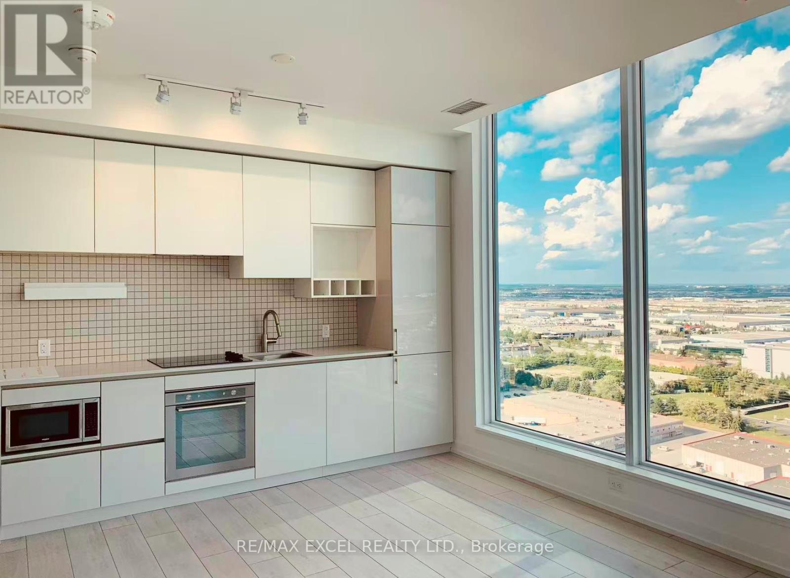 2803 - 898 PORTAGE PARKWAY, Vaughan, Ontario