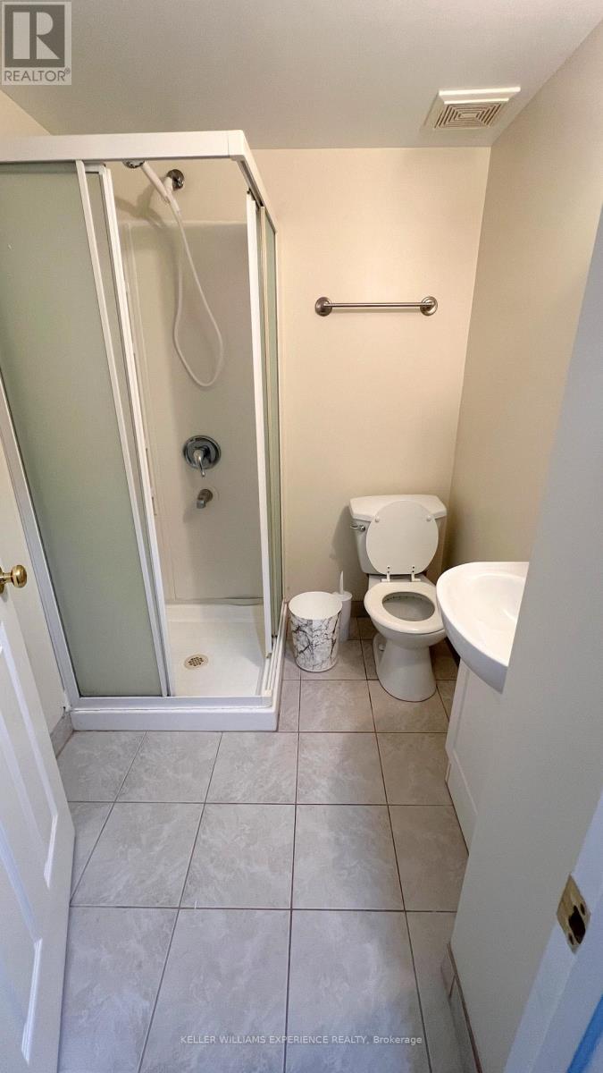 94 Stanley Street, Barrie, Ontario  L4M 6V5 - Photo 12 - S12519516