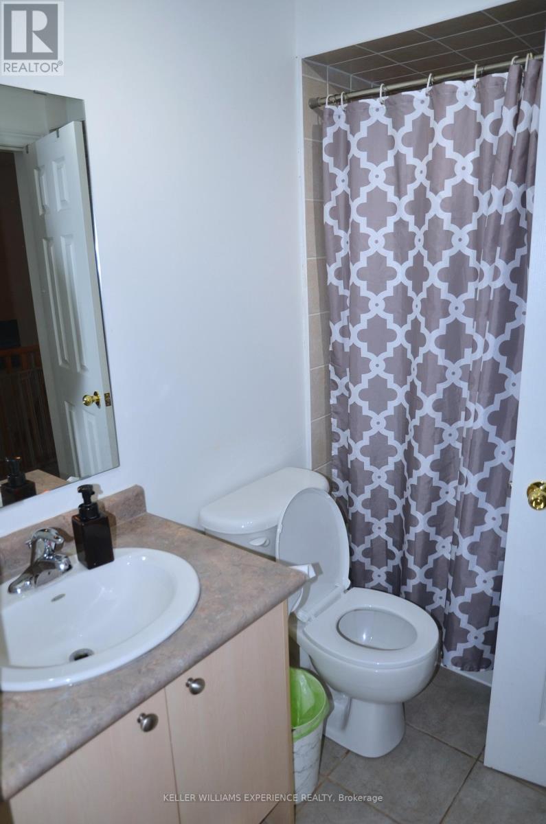 94 Stanley Street, Barrie, Ontario  L4M 6V5 - Photo 11 - S12519516