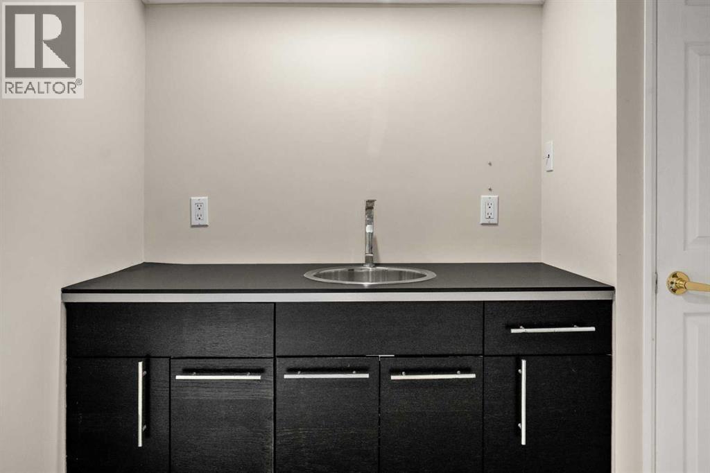 827 Lake Emerald Place Se, Calgary, Alberta  T2J 2J9 - Photo 31 - A2267532