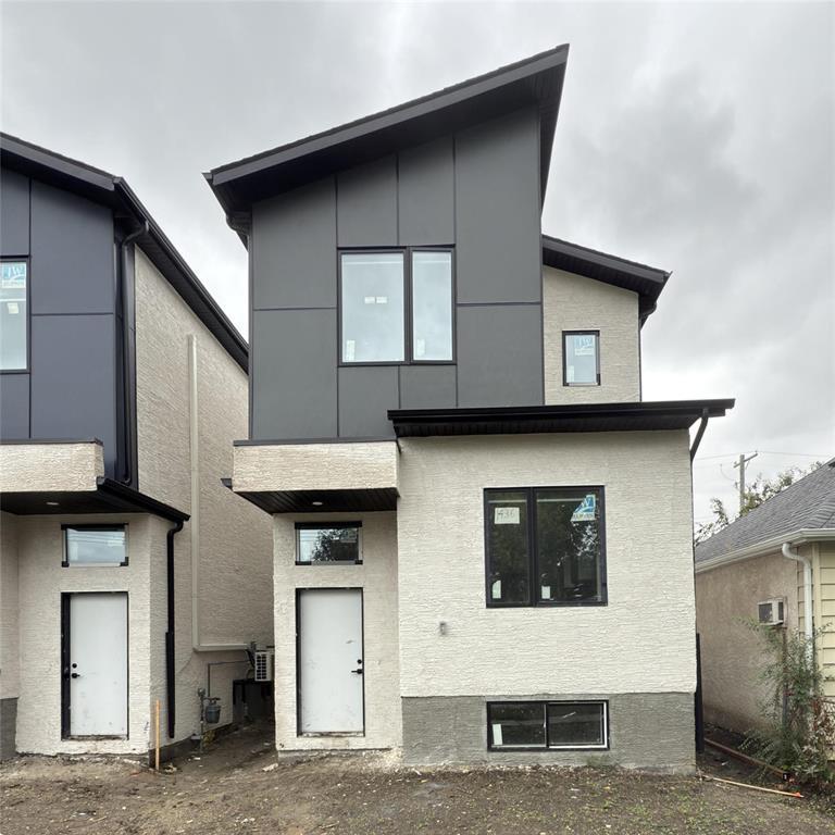 1434 Roy Avenue, Winnipeg, Manitoba  R3E 1E7 - Photo 0 - 202527229