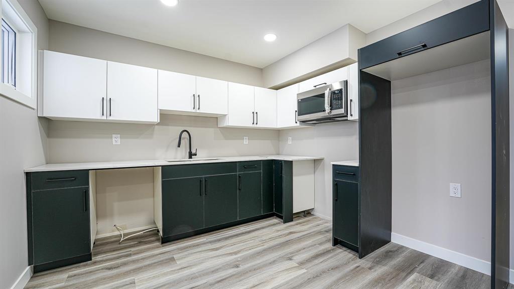 1434 Roy Avenue, Winnipeg, Manitoba  R3E 1E7 - Photo 5 - 202527229