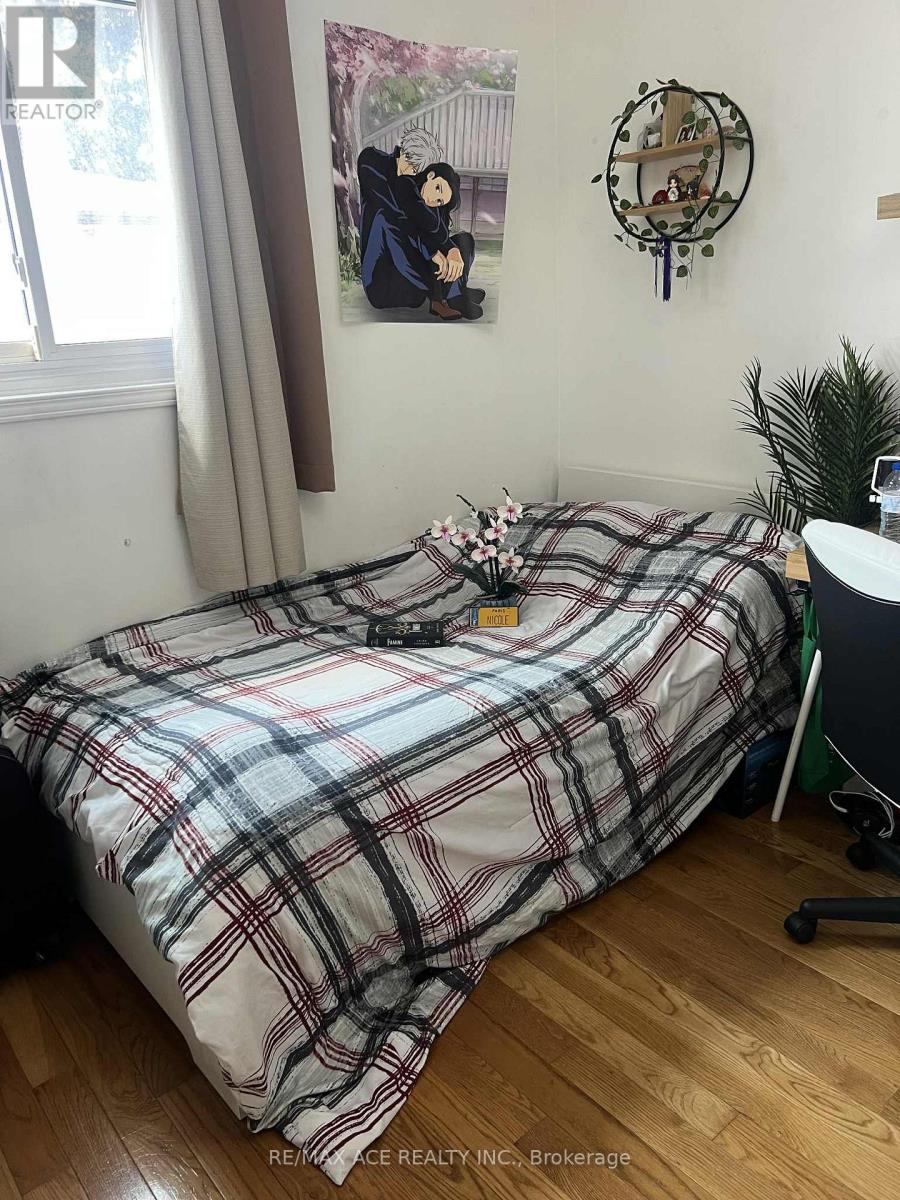 33 Crow Trail, Toronto, Ontario  M1B 1X6 - Photo 10 - E12519700