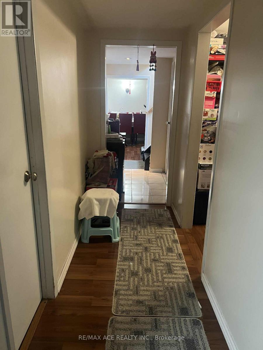 33 Crow Trail, Toronto, Ontario  M1B 1X6 - Photo 5 - E12519700