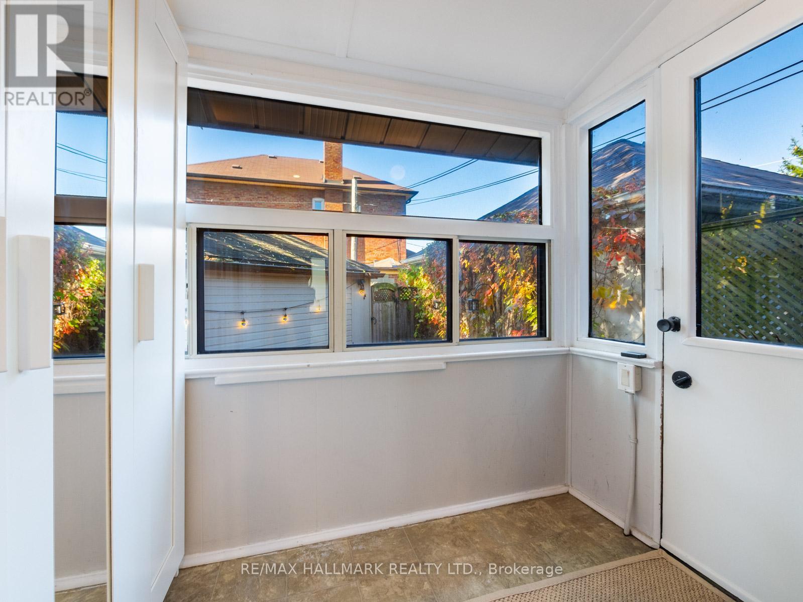 54 Avonlea Boulevard, Toronto, Ontario M4C 5E5 - Photo 18 - E12519724