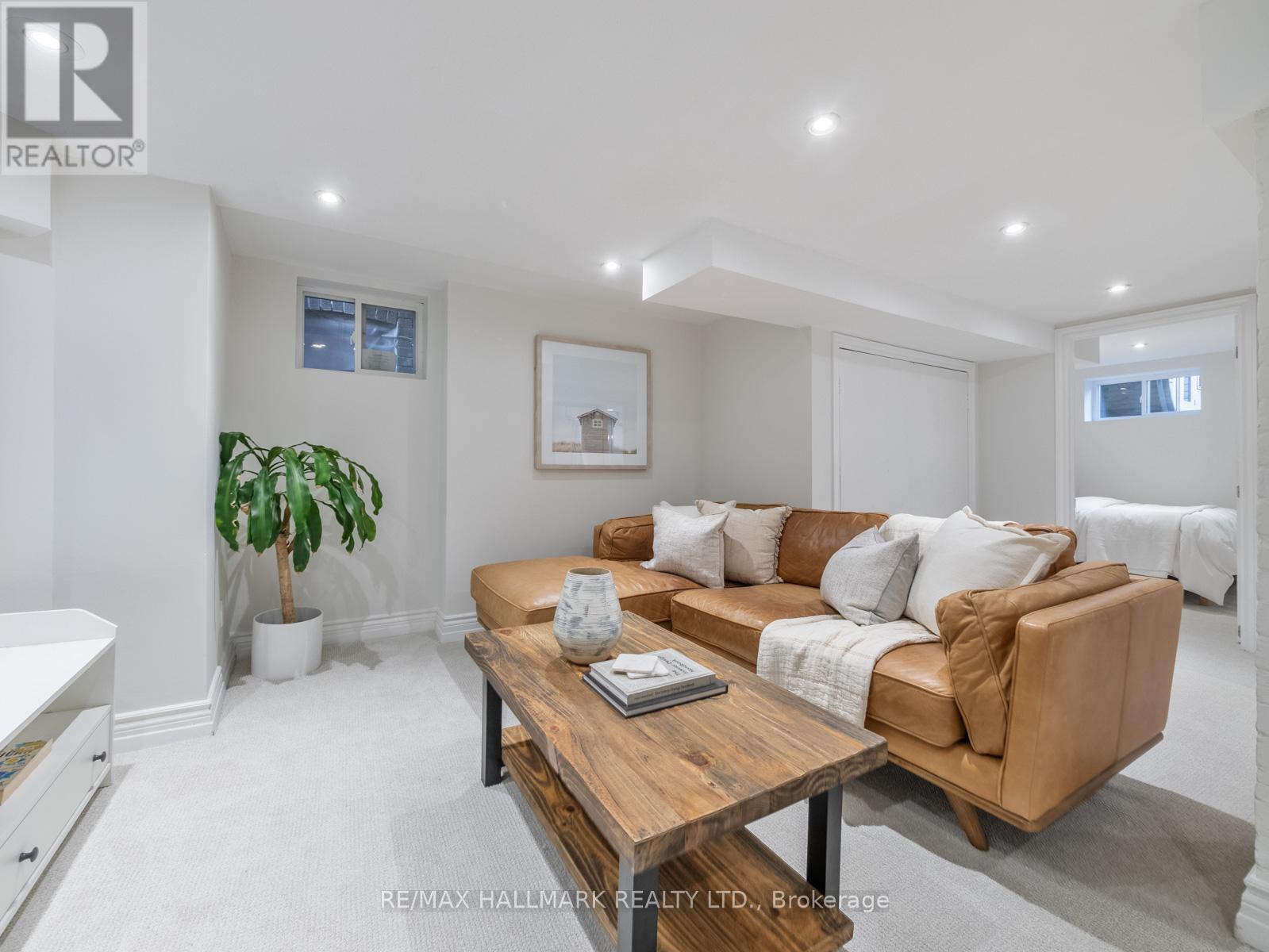 54 Avonlea Boulevard, Toronto, Ontario M4C 5E5 - Photo 29 - E12519724