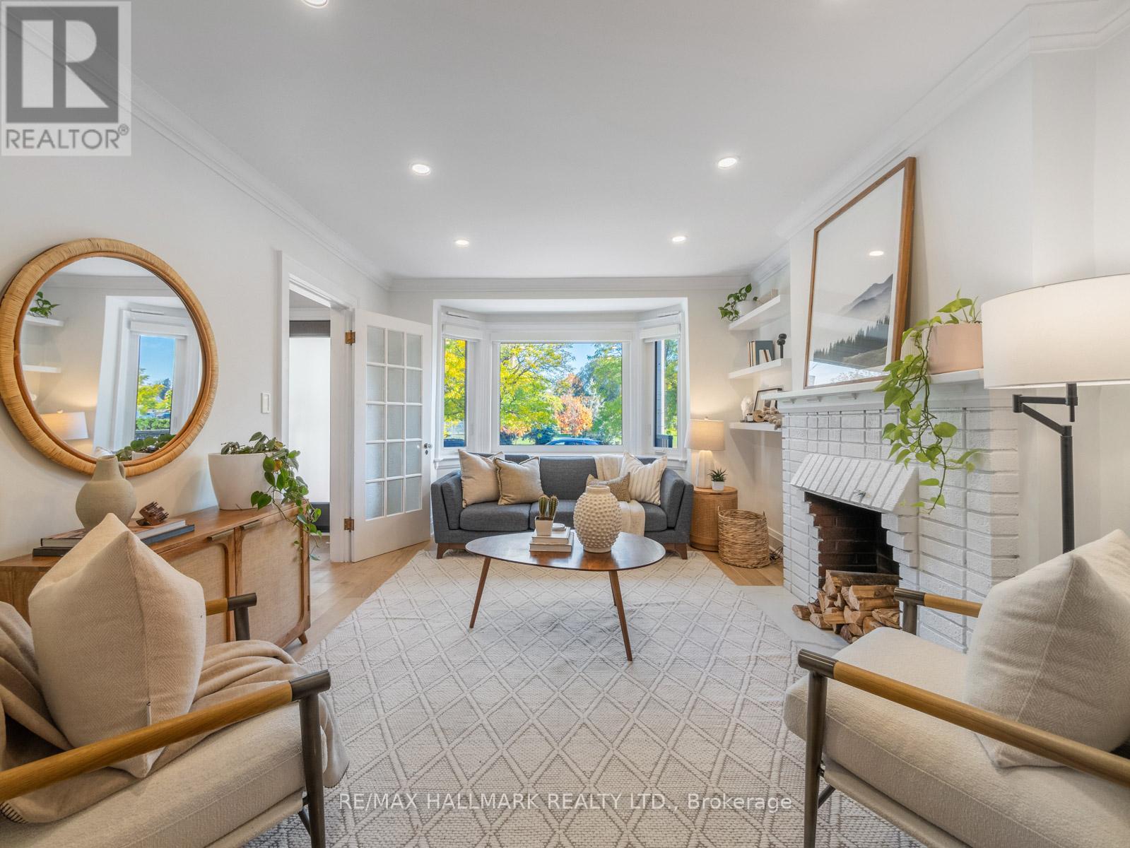 54 Avonlea Boulevard, Toronto, Ontario M4C 5E5 - Photo 6 - E12519724