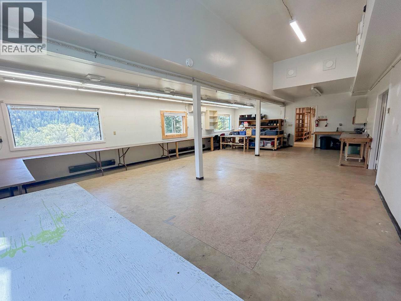 2276 6 Highway, Crescent Valley, British Columbia  V0G 1H0 - Photo 19 - 10367527