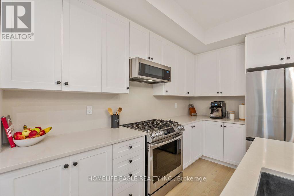 1533 Stovell Crescent, Innisfil, Ontario  L0L 1W0 - Photo 10 - N12519656