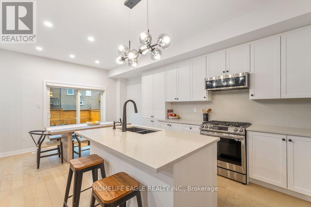 1533 Stovell Crescent, Innisfil, Ontario  L0L 1W0 - Photo 11 - N12519656