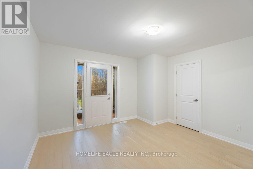 1533 Stovell Crescent, Innisfil, Ontario  L0L 1W0 - Photo 20 - N12519656